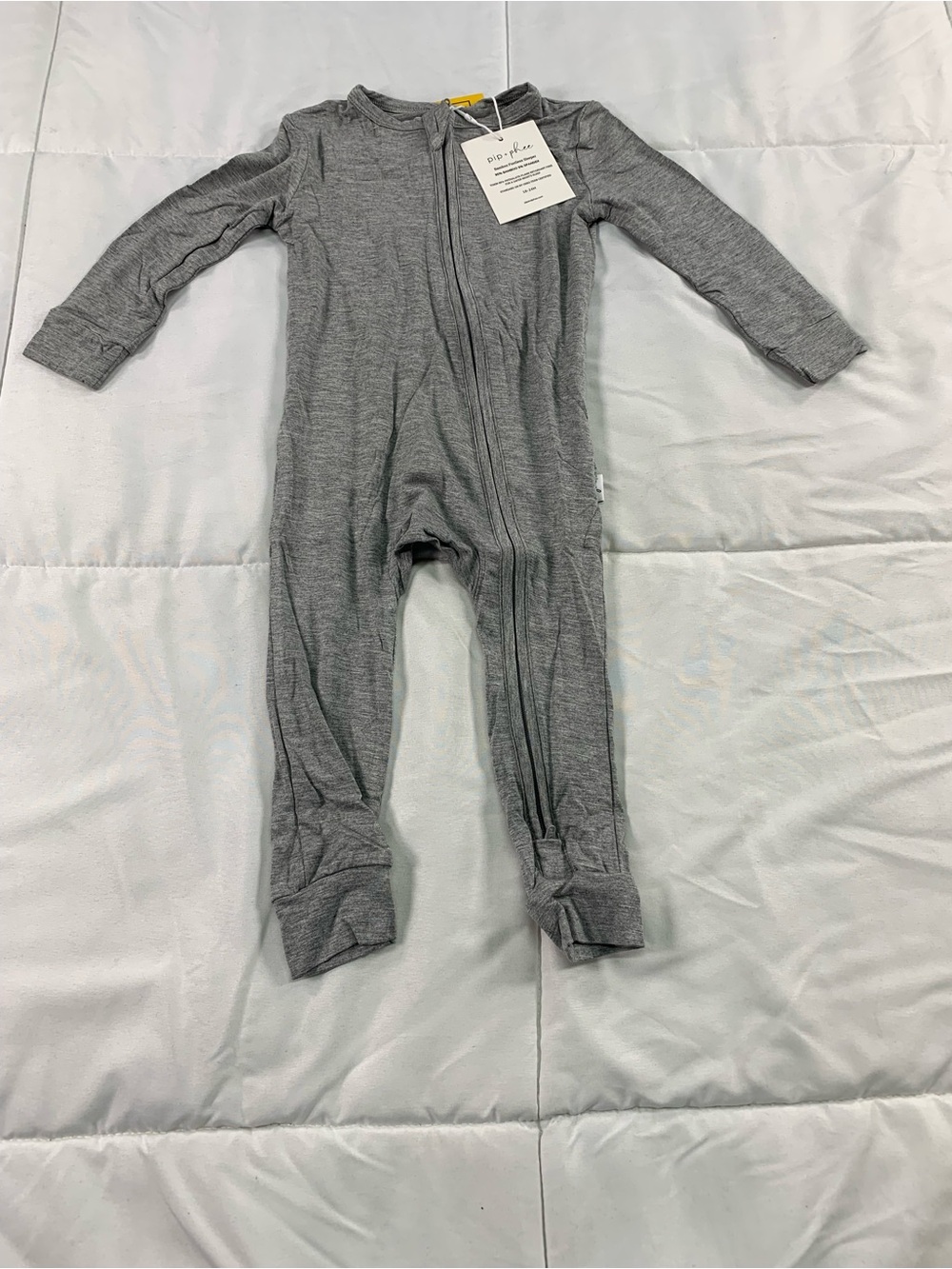 New pip + phee onesie size 18-24M